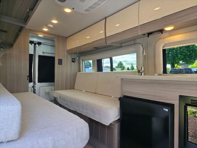 2024 Ram ProMaster Window Van High Roof 159" WB EXT