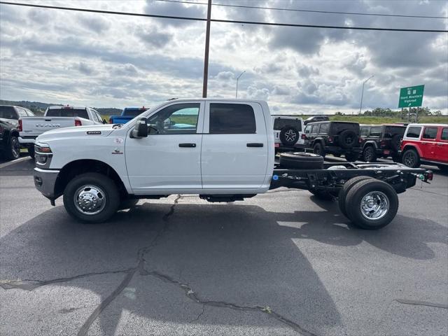 2026 RAM 3500 Chassis RAM 3500 TRADESMAN CREW CAB CHASSIS 4X4 60 CA