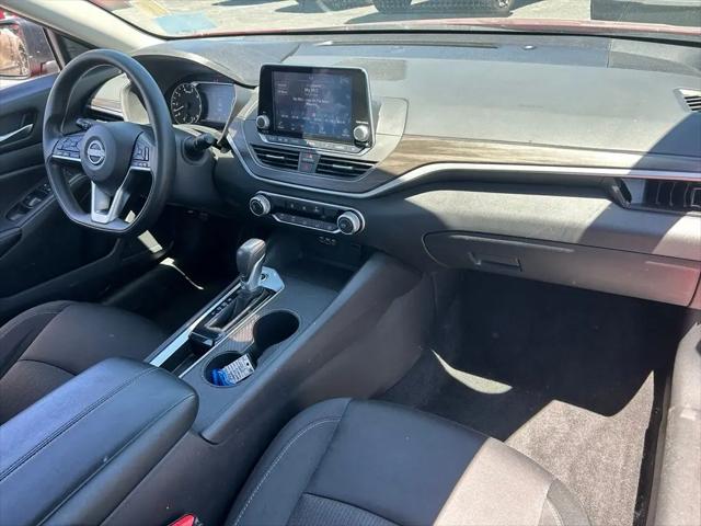 2025 Nissan Altima SV FWD