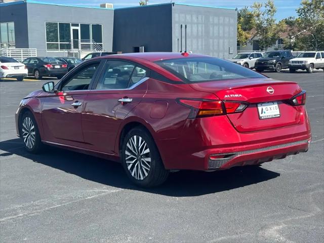 2025 Nissan Altima SV FWD