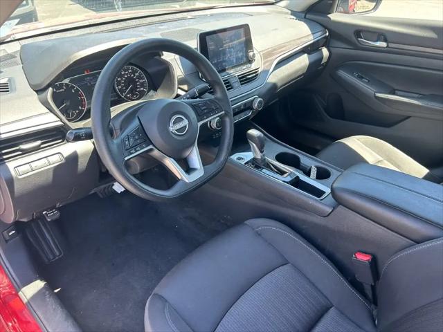 2025 Nissan Altima SV FWD