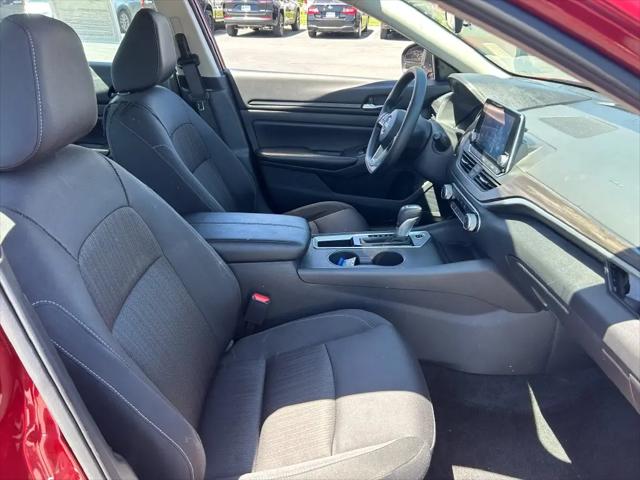 2025 Nissan Altima SV FWD