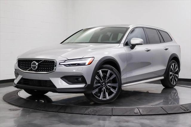 2025 Volvo V60 Cross Country Ultra, B5 AWD Gas (mild hybrid) for sale in Newport Beach, CA