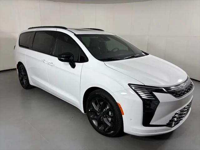 2027 Chrysler Pacifica Limited