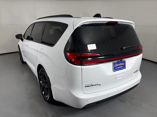 2027 Chrysler Pacifica Limited