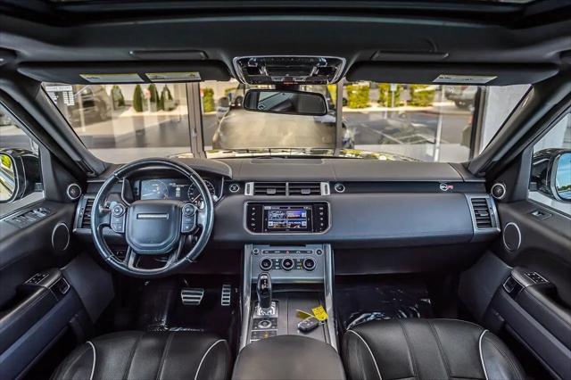 2016 Land Rover Range Rover Sport 5.0L V8 Supercharged SVR