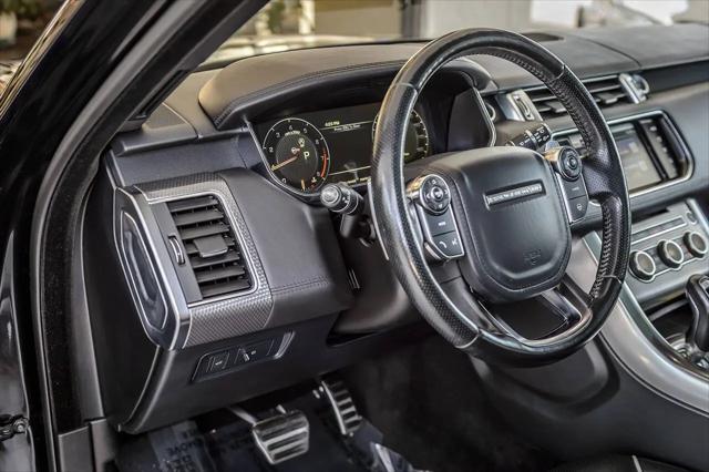 2016 Land Rover Range Rover Sport 5.0L V8 Supercharged SVR