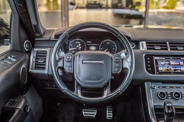 2016 Land Rover Range Rover Sport 5.0L V8 Supercharged SVR