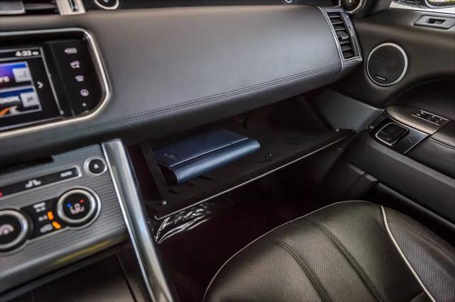 2016 Land Rover Range Rover Sport 5.0L V8 Supercharged SVR