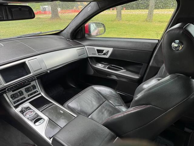 2015 Jaguar XF 3.0 Sport