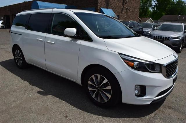 2015 Kia Sedona SX