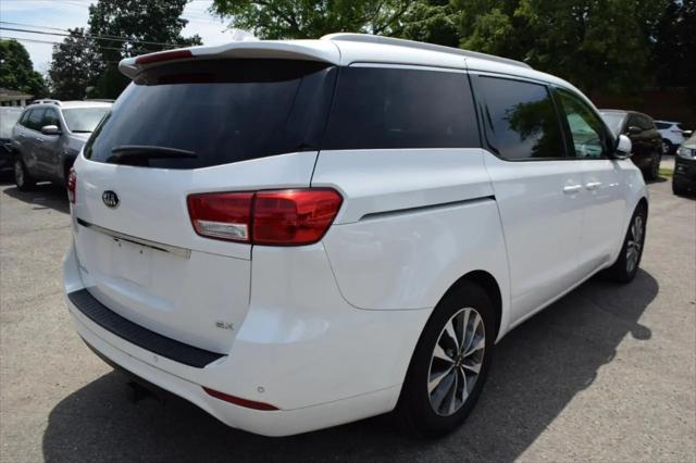 2015 Kia Sedona SX