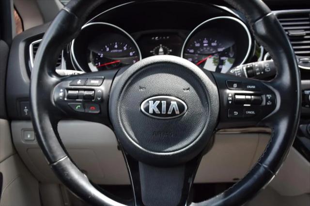 2015 Kia Sedona SX