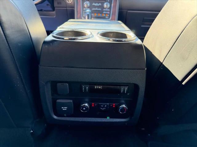 2015 Lincoln Navigator Standard