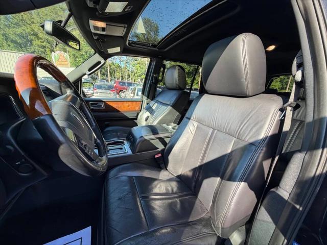 2015 Lincoln Navigator Standard