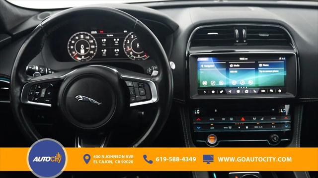 2019 Jaguar F-PACE 30t R-Sport