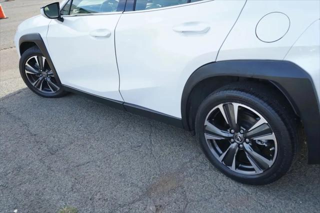 2019 Lexus UX 200 Luxury