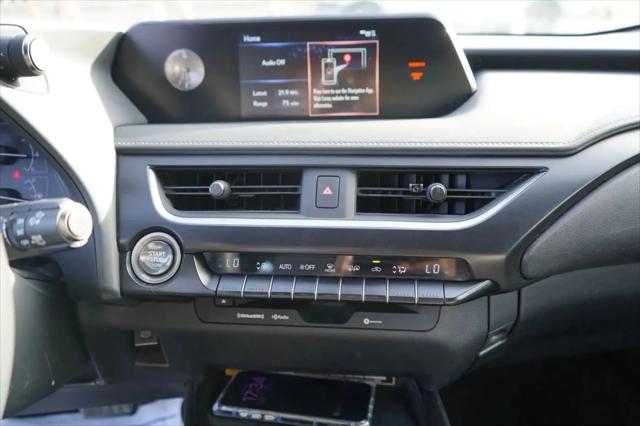 2019 Lexus UX 200 Luxury