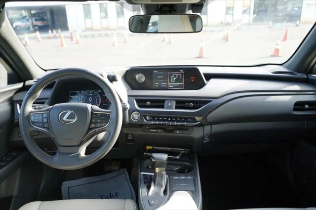 2019 Lexus UX 200 Luxury