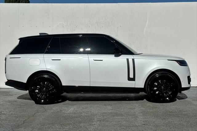 2025 Land Rover Range Rover P530 SE