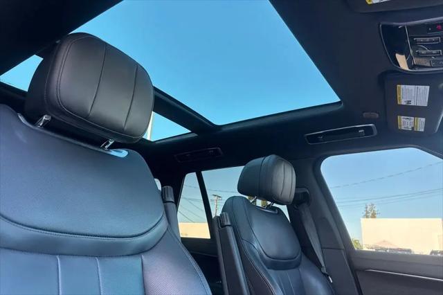 2025 Land Rover Range Rover P530 SE