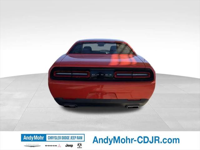 2016 Dodge Challenger SXT