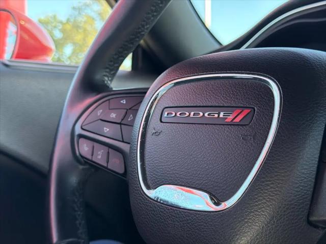 2016 Dodge Challenger SXT