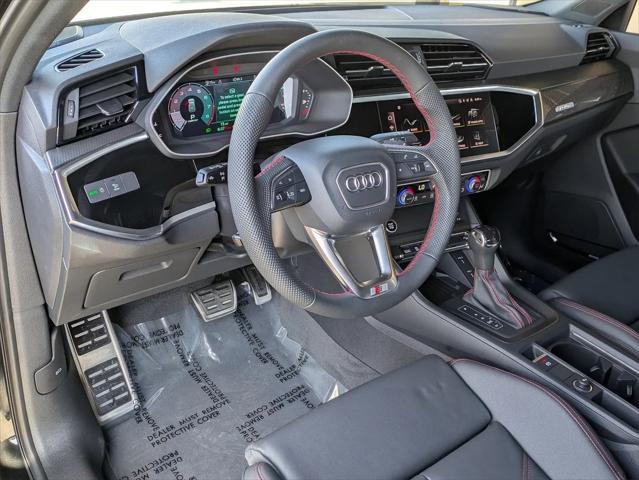 2025 Audi Q3 Premium 45 TFSI S line quattro Tiptronic