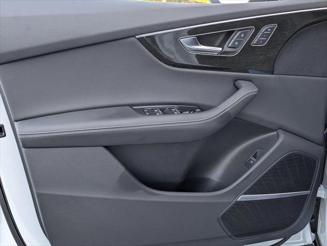 2025 Audi Q8 Premium Plus 55 TFSI quattro