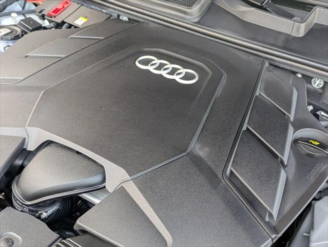 2025 Audi Q8 Premium Plus 55 TFSI quattro