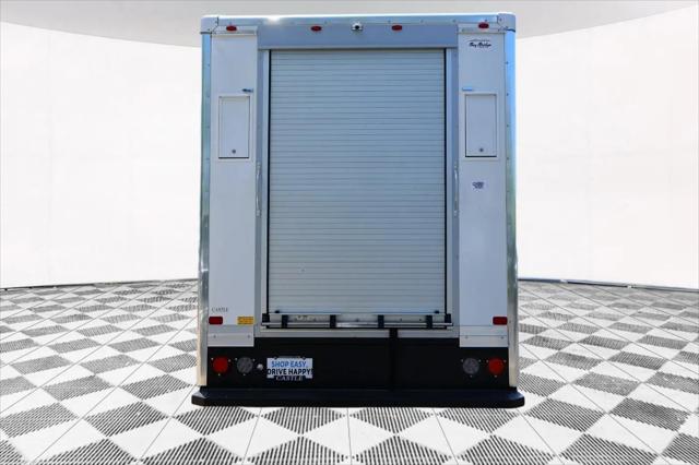 2024 Chevrolet Express Cutaway Work Van