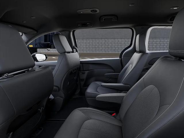 2027 Chrysler Pacifica Select AWD