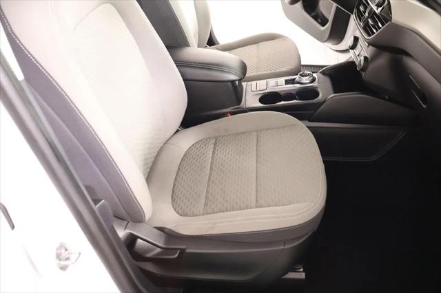 2022 Ford Escape SE Hybrid