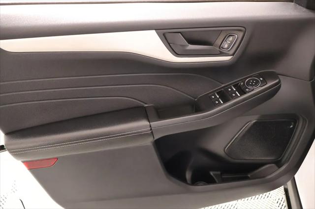 2022 Ford Escape SE Hybrid