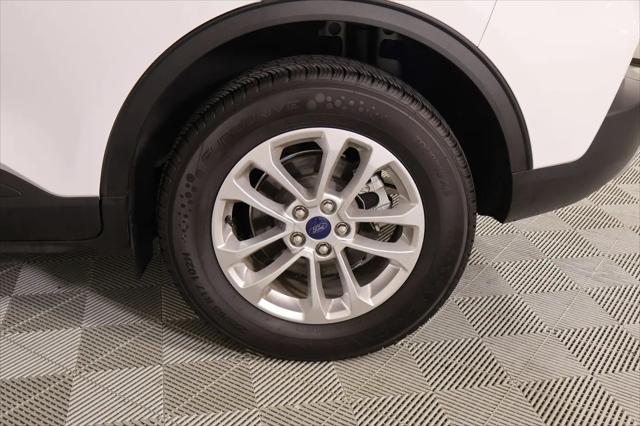 2022 Ford Escape SE Hybrid