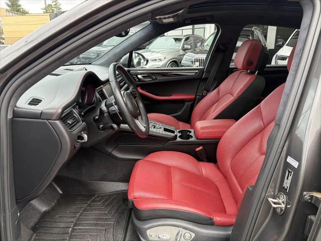 2016 Porsche Macan S