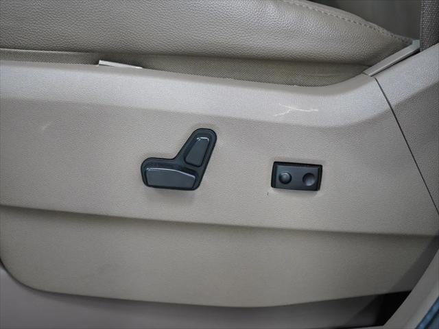 2015 Chrysler Town & Country Touring-L