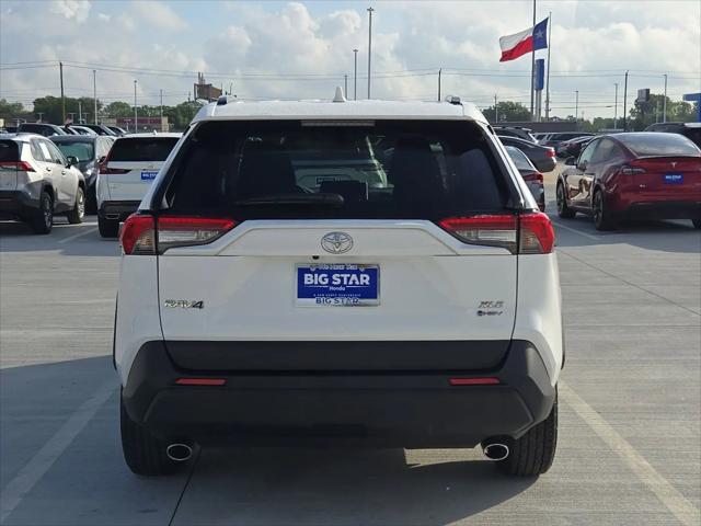 2025 Toyota RAV4 Hybrid XLE