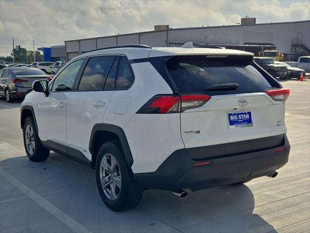 2025 Toyota RAV4 Hybrid XLE