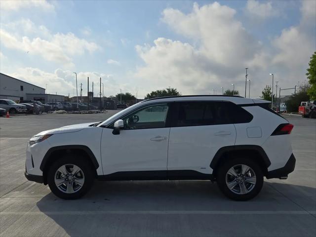 2025 Toyota RAV4 Hybrid XLE