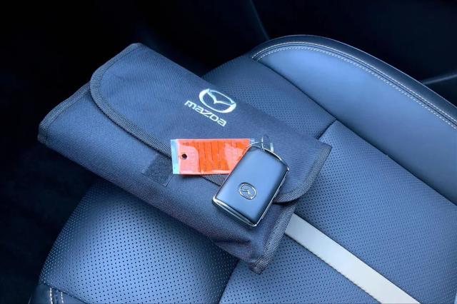 2025 Mazda X-90 Premium Plus Package