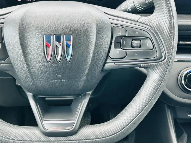 2025 Buick NV Preferred FWD