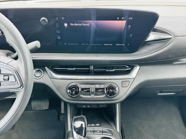 2025 Buick NV Preferred FWD