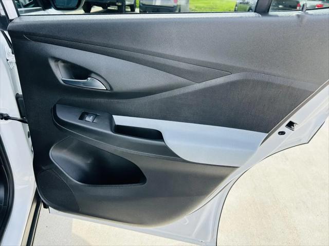 2025 Buick NV Preferred FWD