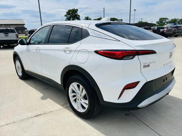 2025 Buick NV Preferred FWD