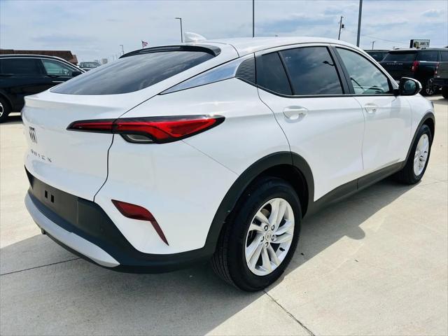 2025 Buick NV Preferred FWD