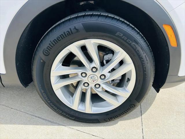 2025 Buick NV Preferred FWD