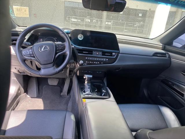 2024 Lexus ES 300h ES 300h