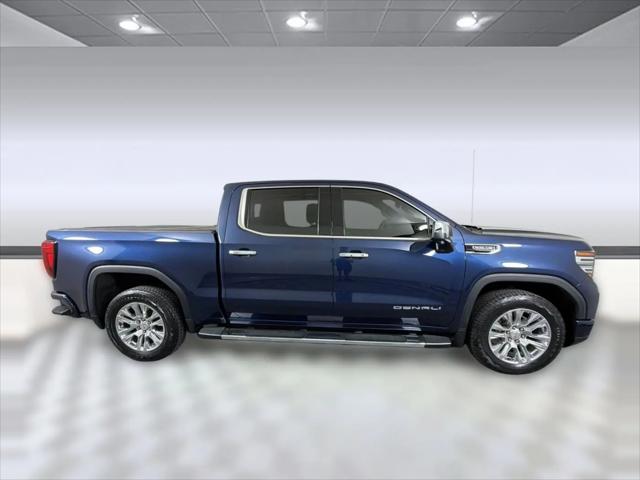 2023 GMC Sierra 1500 4WD Crew Cab Short Box Denali