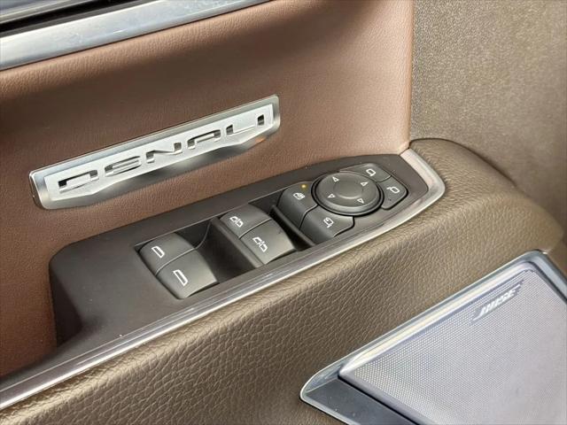 2023 GMC Sierra 1500 4WD Crew Cab Short Box Denali